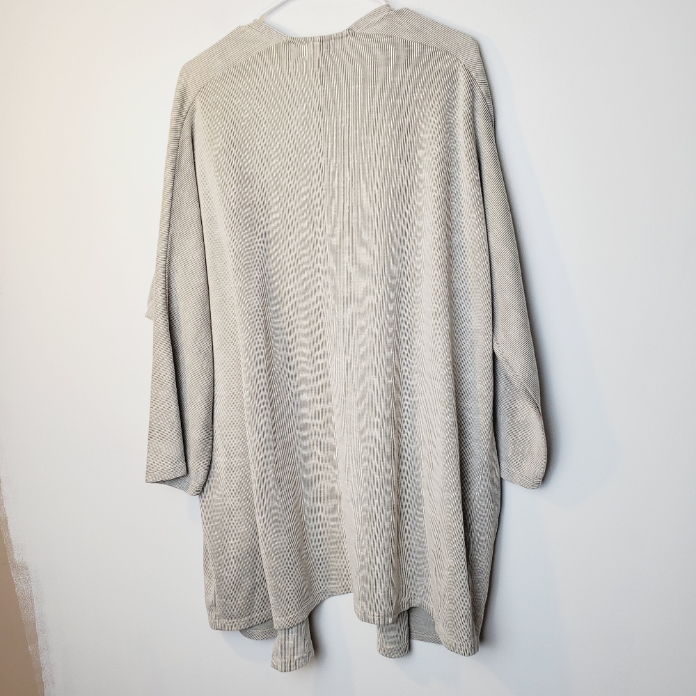 Donni Oversized Ribbed Cardigan - Picture 2 of 6